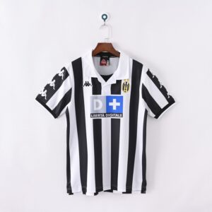 99/00 Juventus Home Jersey